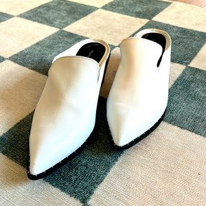 Treasure & Bond Hayden Studded Mule - white leather
